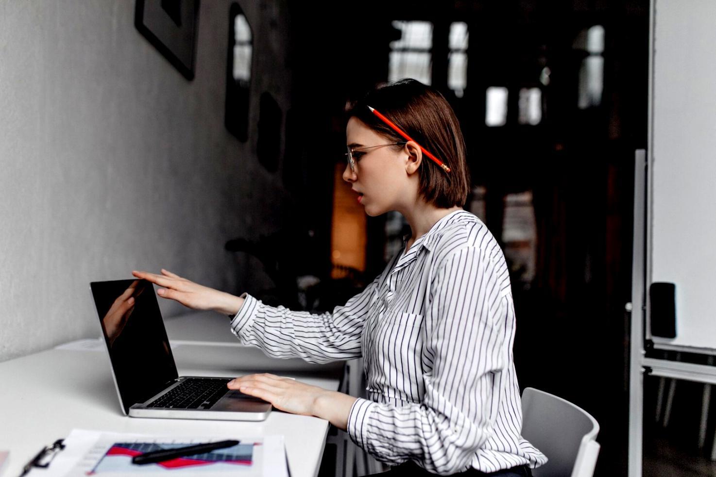 3D visualization development process for advertising campaigns